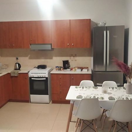 Mama Marina Apartement Near To The Airport Antimachia Luaran gambar